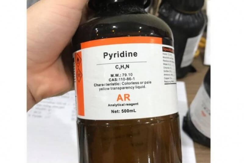 pyridine-1
