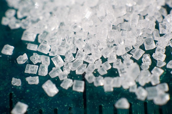 Hình ảnh đường hóa học - chất ngọt gây nguy hiểm cho con người