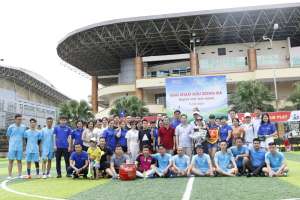 FC VietChem giành ngôi Á quân trong “Giải giao hữu bóng đá tranh cúp Tam Hùng năm 2018”
