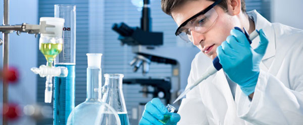 Pha chế hóa chất trong phòng thí nghiệm cần đảm bảo các quy tắc an toàn