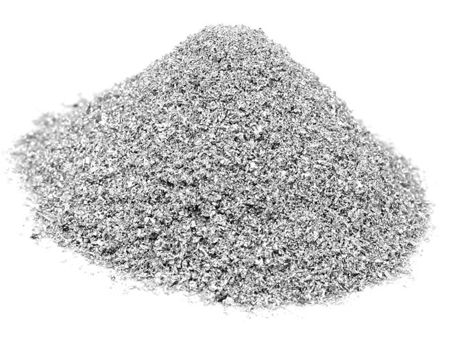 Magnesium là kim loại tương đối cứng, có màu trắng bạc