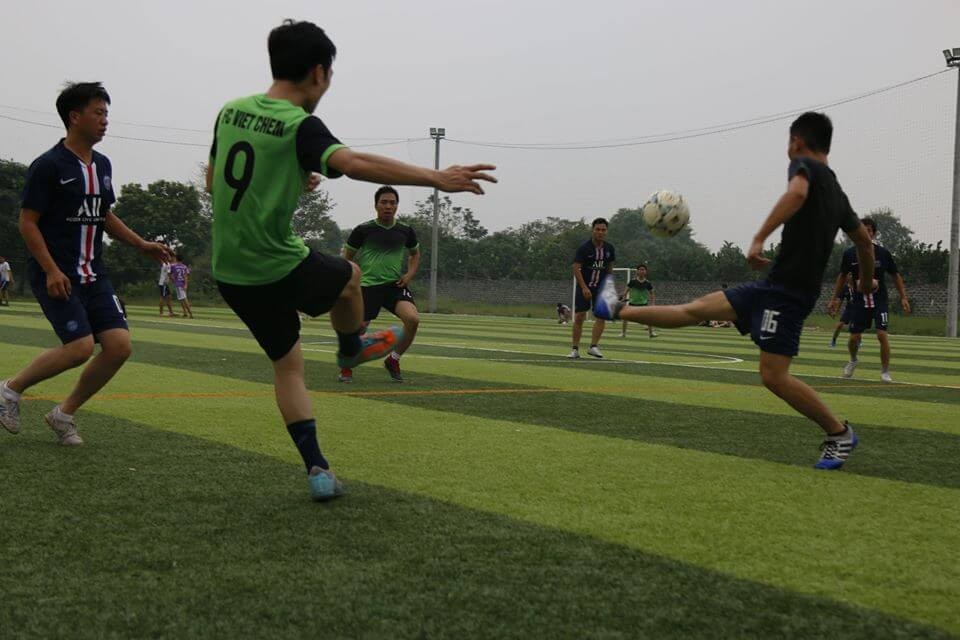 FC VietChem tập luyện