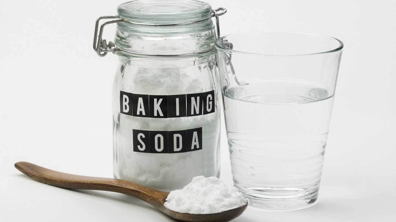 Dùng Baking soda để tạo nước kiềm 