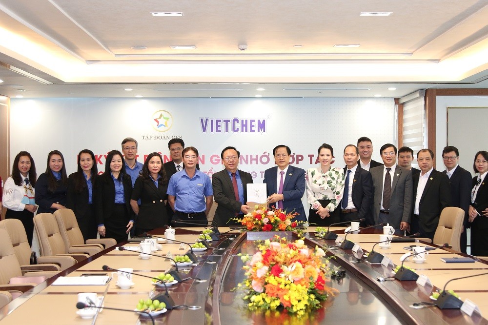 Ngày 15/10/2022, tại Hà Nội, Tổng công ty VIETCHEM chính thức ký kết hợp tác với đối tác Tập đoàn GFS