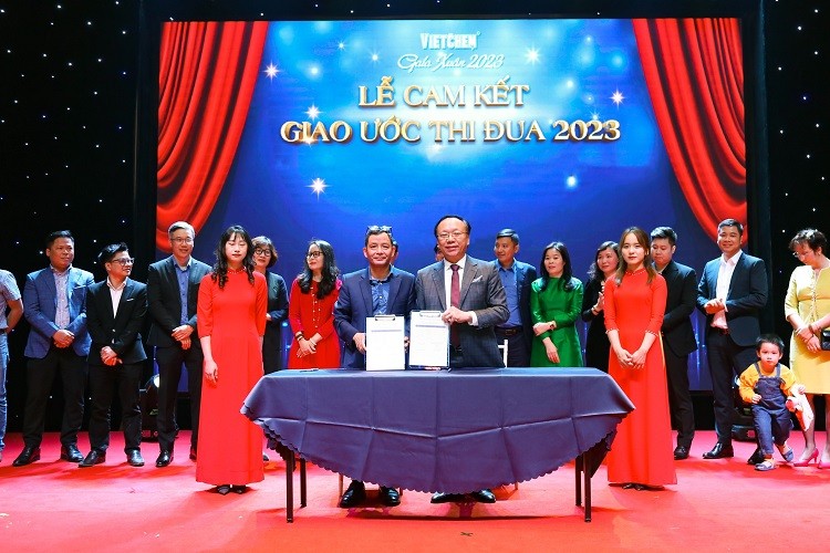 CÔNG TY CP VẬT TƯ CÔNG NGHIỆP TEKCHEM, đại diện Ông Nguyễn Hải Thanh - Giám đốc Tekchem lên cam kết.
