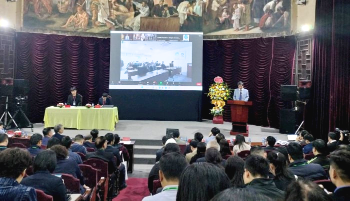 TS.Nguyễn Hoàng Linh, Phó Tổng cục trưởng Tổng cục Tiêu chuẩn đo lường chất lượng (Bộ Khoa học và Công nghệ), Chủ tịch VINALAB phát biểu khai mạc hội thảo.